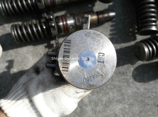 used CAT 4P9075 4P9077 fuel injector
